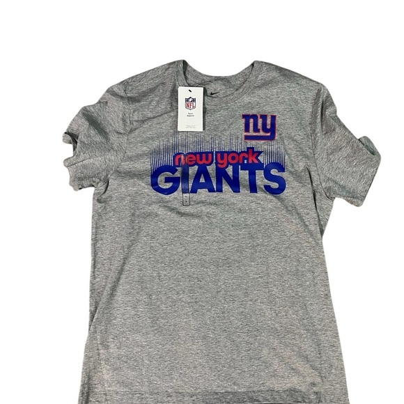 Nike Other - New York Giants Gray T-Shirt